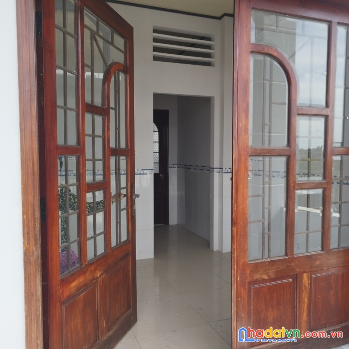 Bán nhà mặt tiền đường nguyễn tất thành sa đéc đồng tháp.