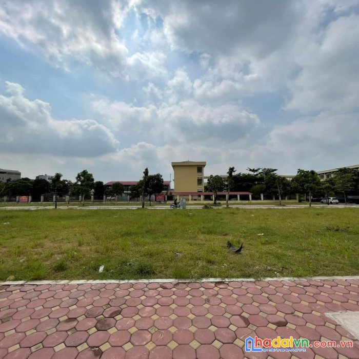 Chính chủ cần bán đất đấu giá trung tâm thị trấn chi đông, huyện mê linh,hà nội