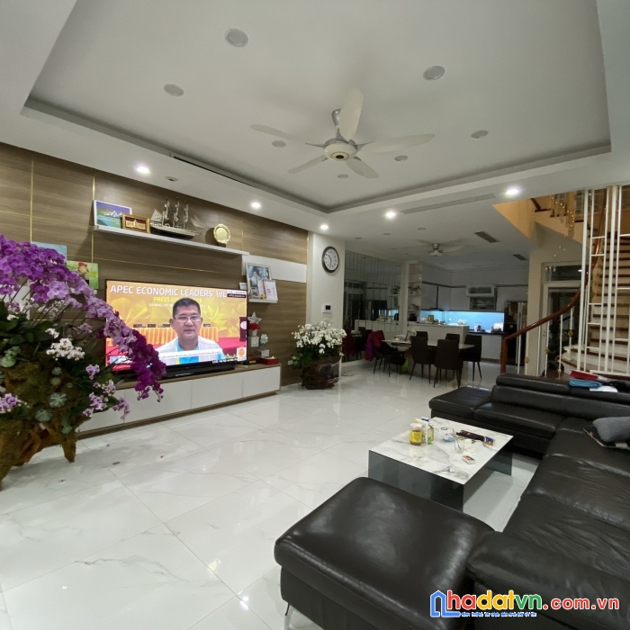 Liền kề nguyễn tuân 75m2 mặt tiền 5.5m nhà đẹp phân lô kinh doanh