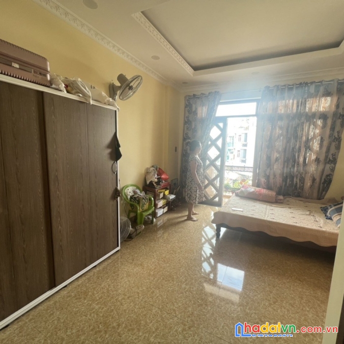 Bán nhà đường lê tự tài, phường 4 ,quận phú nhuận