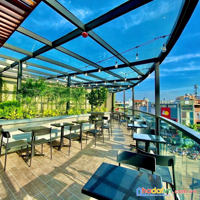 Kẹt bank bán gấp nhà  95 phan xích long , phường 2 , quận phú nhuận thu nhập 156 tr/1 tháng