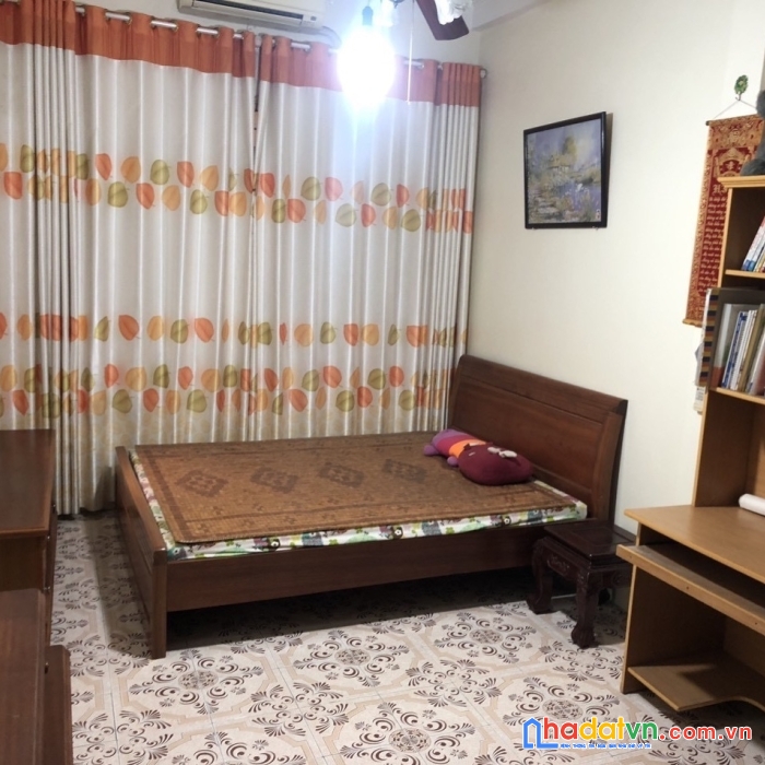 Kinh doanh - làm kho - văn phòng - 10 bước ô tô - phương mai, đống đa - 4.3 tỷ