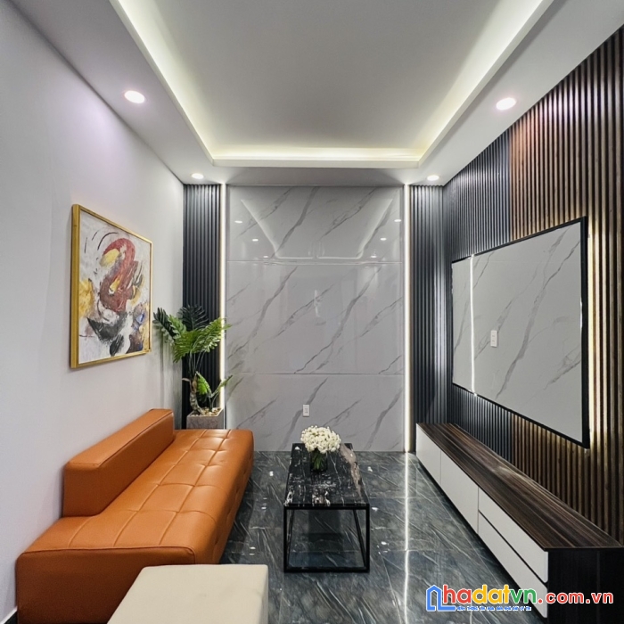 3.nhà đẹp đường hồ sen full nội thất giá chỉ 1.x tỷ