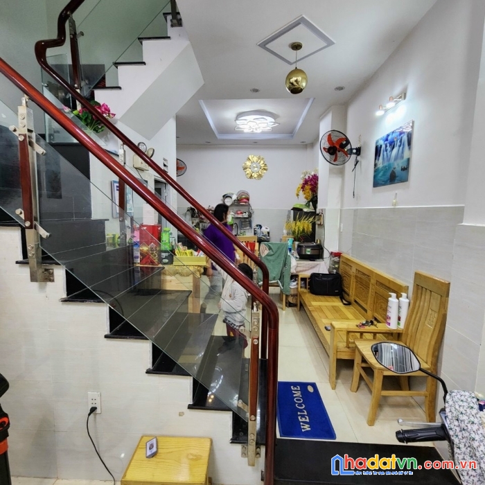 Định cư bán gấp hẻm 6m 45m2, 4tầng-4ty8 thông tây thạnh ,
