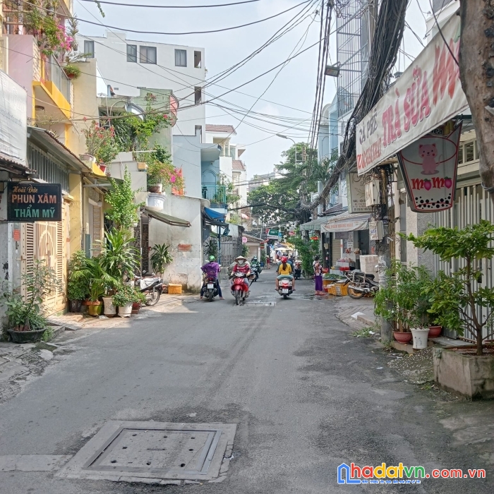 Hẻm nhựa 7m  bùi quang là  p12 gò vấp dt 120m2 giá ngộp bank 9,5 tỷ