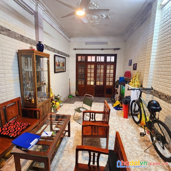 Bán nhà xuân la - võ chí công tây hồ. gần phố. dt 43m. giá 4,4 tỷ