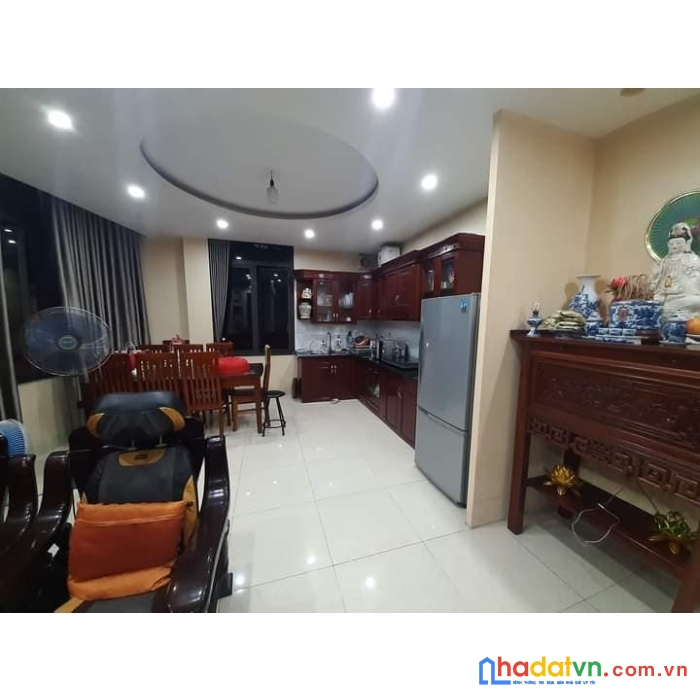 Bán nhà cầu giấy-45m-trung tâm-yên tĩnh-tiện ích-4tỷ