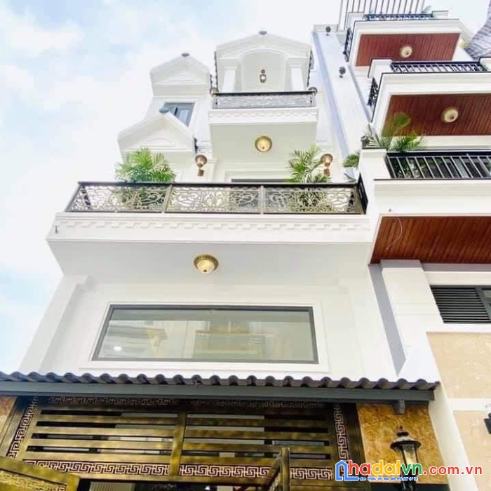 Đại học tài chính - marketing, 5x10m, 4 tầng, ô tô đõ cửa, chỉ 4.8 tỷ, tân mỹ, quận 7