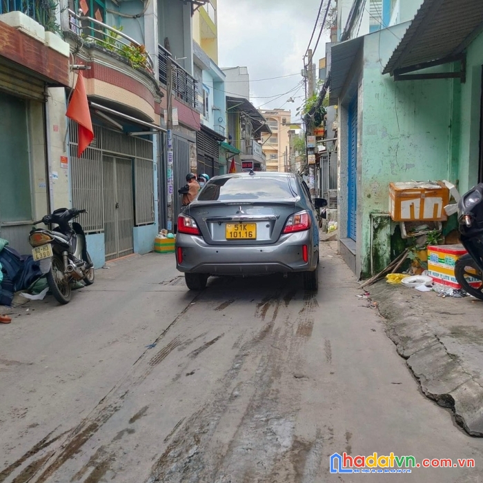 Bán nhà mới 2 tầng đường tân kỳ tân quý, hẻm xe hơi, 30m2 chỉ 3.49 tỷ