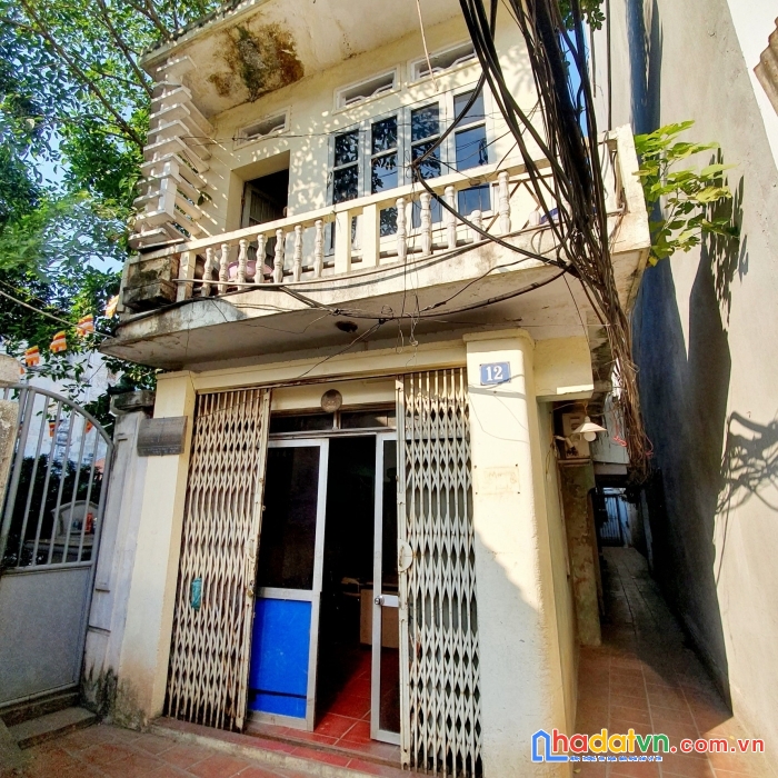 Chính chủ cần bán nhà 22.5m2, 2.5 tỷ tiện kinh doanh, phố khâm thiên, đống đa.
