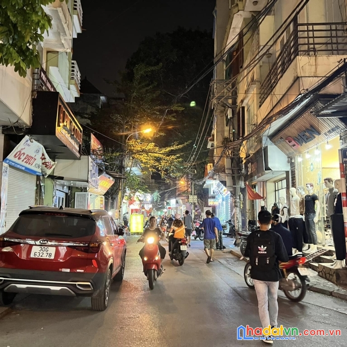 Cực hiếm, bán nhà trần duy hưng, cầu giấy 60m kinh doanh, ô tô chỉ 5,x tỷ