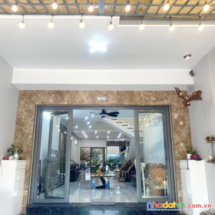 Nhà bán mặt tiền đường phạm hùng nối dài( kdc đại phúc) xã bình hưng - bình chánh