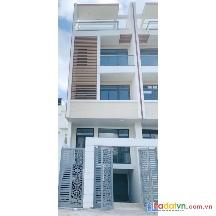 Nhà thuê nguyên căn mặt tiền đường phạm hùng nối dài xã bình hưng, bình chánh