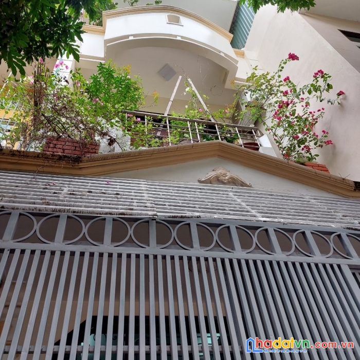 Chính chủ cần tiền bán nhà mặt  phố nguyễn công hoan, phường quang trung, thành phố hải dương