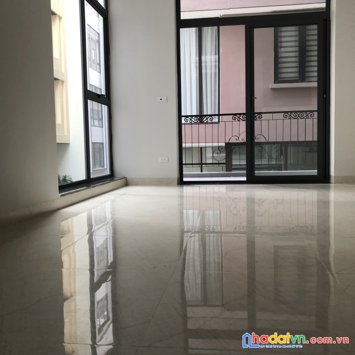 Chính chủ bán nhà mp giang văn minh - tòa văn phòng mặt phố - 7 tầng thang máy - 75m2 giá 22.9 tỷ