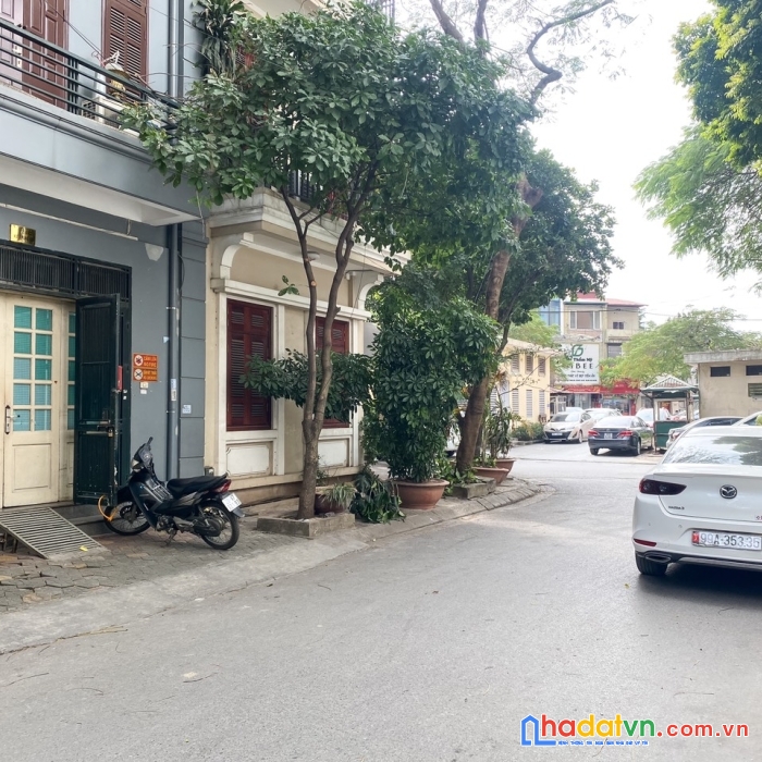 Bán nhà trung yên - trung hòa cầu giấy. vỉa hè kd. ô tô tránh. dt 64m2. giá 25,5 tỷ