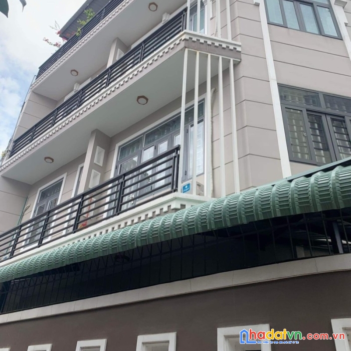 Bán nhà nguyễn văn công gò vấp mới vừa xây xong 4 tầng hẻm ô tô 6 tỷ 8