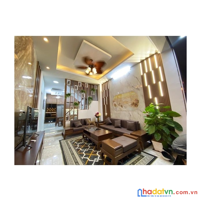 Bán nhà đẹp dt: 45m2 4 tầng 4 phòng ngủ phố minh khai 10m ra ô tô tránh - ngõ thông trước nhà rộng