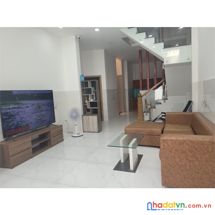Bán nhà phú thọ hòa tân phú ngay chợ vải- 56m2- 3 tầng- nhỉnh 4 tỷ