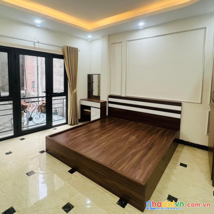 Phố đại học y - nhà mới - mặt tiền rộng -3 ngủ khép kín - gần ô tô - 32m2x5t - 3.9 tỷ
