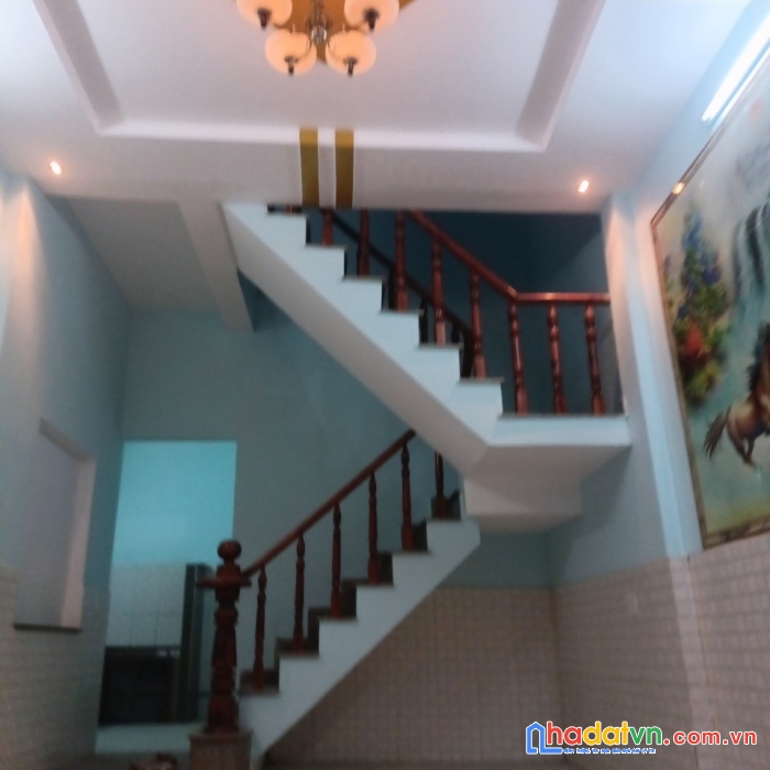 Cần bán gấp căn nhà bình chuẩn, thuận an , sổ chung , nhà hẻm xe hơi,