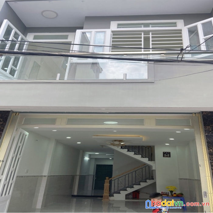 Bán nhà hxh 221/ phan văn khỏe quận 6  2 tầng  5.7 tỷ  diadiemnhaban.com