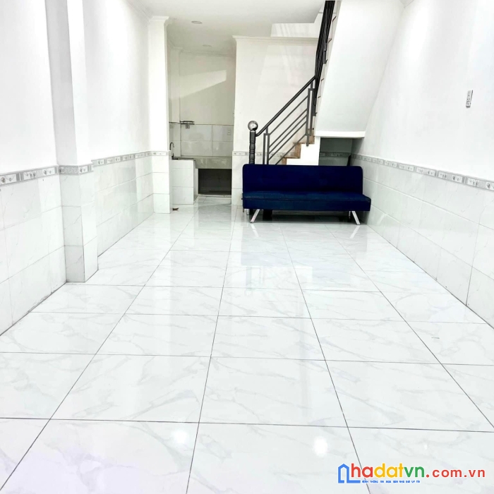 Cần tiền bán gấp nhà q11-31m2- 2 tầng- giá 3,1 tỷ