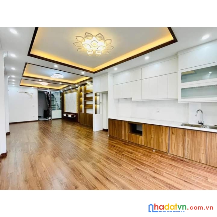 Bán nhà phố minh khai, hai bà trưng, nhà mới, gần ô tô. dt55m2, 5 tầng. chỉ 7.6 tỷ.