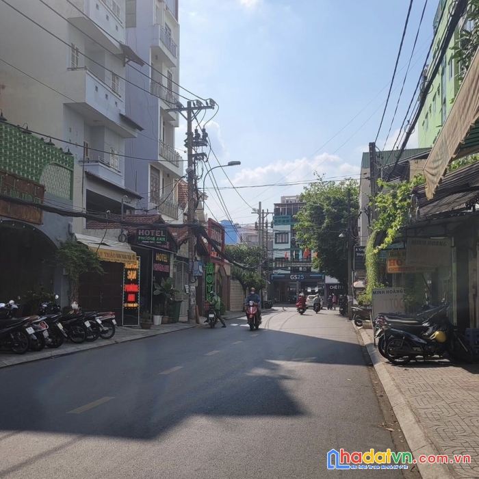 Biệt thự hxt sang trọng khu vip bàu cát tb, hiếm, ngang 8m dtsd 500m2 4 tầng 25 tỷ.