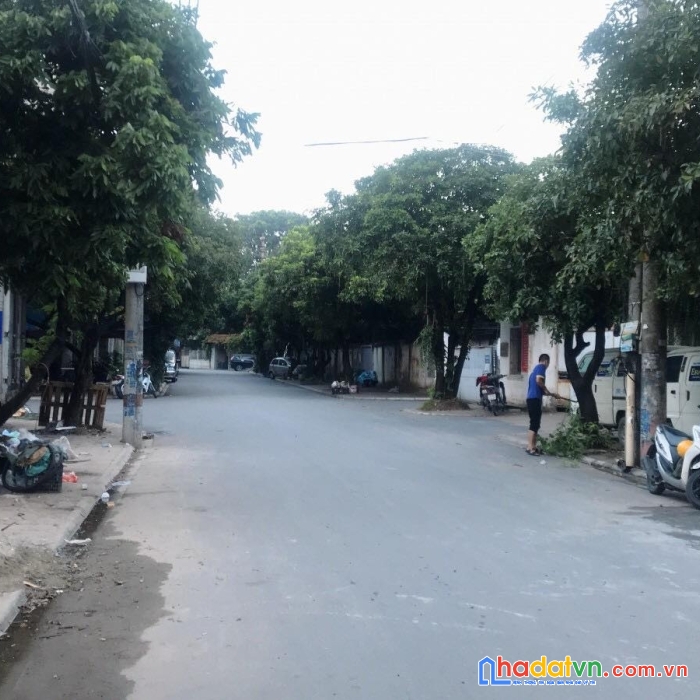 Bán đất đẹp, mặt tiền rộng  có một không hai nên quận x3