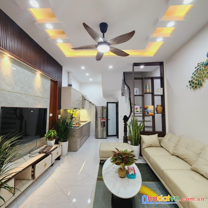 Bán nhà phố trường chinh, sát phố, gần ô tô, nhà đẹp hơn 4 tỷ