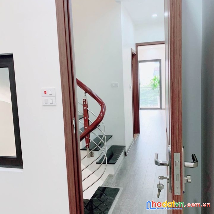 Bán nhà đội cấn-38m-2thoáng-3ngủ-ngõ thông-giá 3tỷ