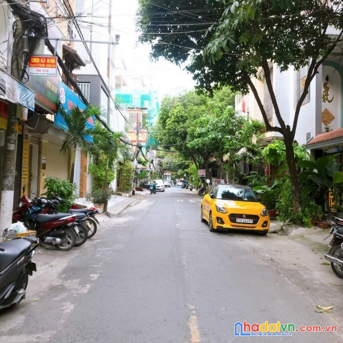 Ngộp bán nhà lý thường kiệt 70m2 hẻm xe tăng thông