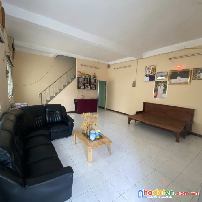 Mặt tiền tôn thất thuyết - quận 4 - dt 5,5 x 20 - 4 tầng