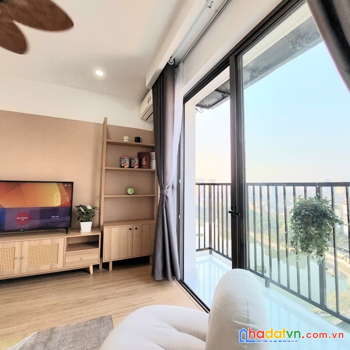 Bán gấp chung cư đền lừ, tân mai, 70m, tầng 15 view hồ, full nội thất, nhỉnh 2 tỷ.