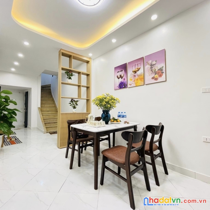 Bán nhà mới thiết kế hiện đại phố ngọc hà ba đình - dt: tầng 1/30m2 tầng 2 35m2 x 4 tầng x 6 phòng