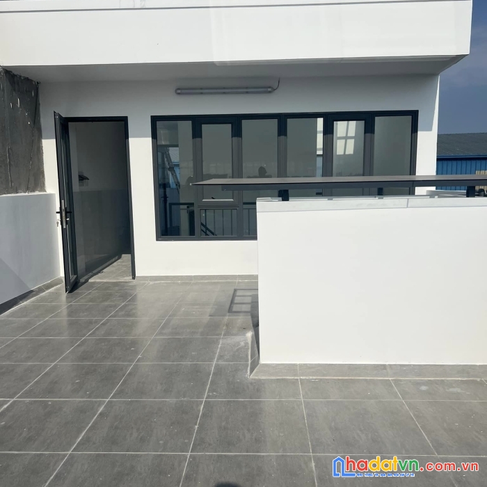 Bán căn hộ dịch vụ 6 tầng thang máy - 15 phòng full nội thất cao cấ p - hợp đồng thuê 60 triệu/