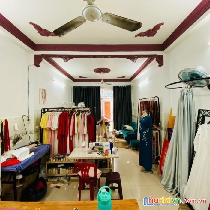 Nguyễn hữu tiến - hẻm xe hơi tân phú giáp tân bình - 64m2 2 tầng