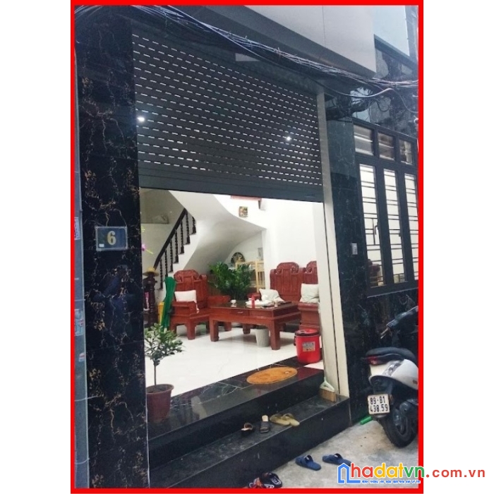 Chính chủ cần tiền gấp nhờ bán lê trọng tấn, ngõ rộng lô góc, dt38m2 x 4 tầng, giá 3.8 tỷ.