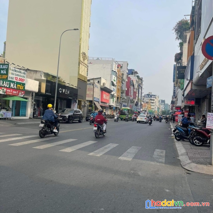Bán nhà mặt tiền đường hai bà trưng quận 1 thành phố hồ chí minh