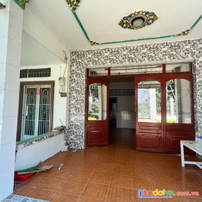 Chính chủ cần bán nhanh 2 nhà cấp 4 liền kề vị trí đắc địa tại xã an thạnh trung, huyện chợ mới,