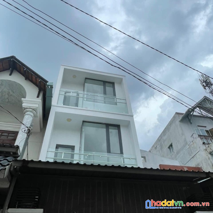 Nhà mới phường vip tân hưng. quận 7. xe hơi ngủ trong nhà. nhỉnh 7 tỷ