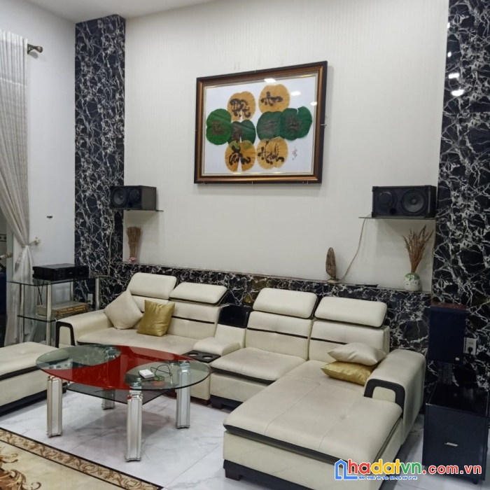 Mặt tiền đường, phường 9, gò vấp 108m2, 4 tầng giá 12.6 tỷ