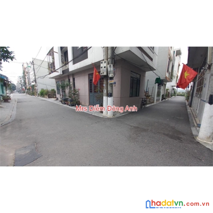 Nhỉnh 40 triệu, mrs diễm cần bán 2 lô đất trung tâm z153, tổ 11 thị trấn đông anh