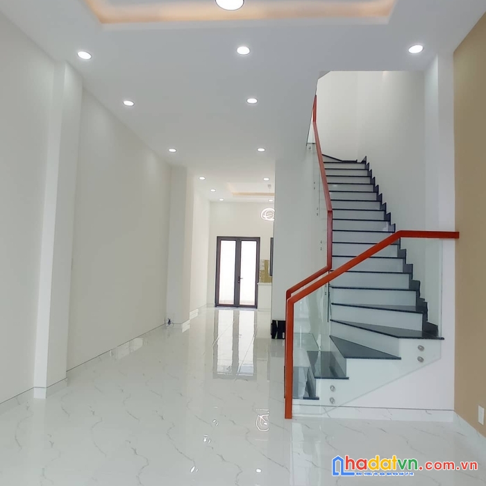 Bán nhà tân phú bình long – chỉ nhỉnh 6 tỷ nhà mới đẹp 5pn 4wc hxh trung tâm tân phú