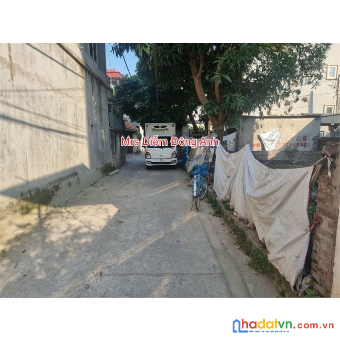 Nhỉnh 1 tỷ, mrs diễm cần bán 40m đất đẹp trung tâm, ngõ thông tại dục nội, việt hùng,