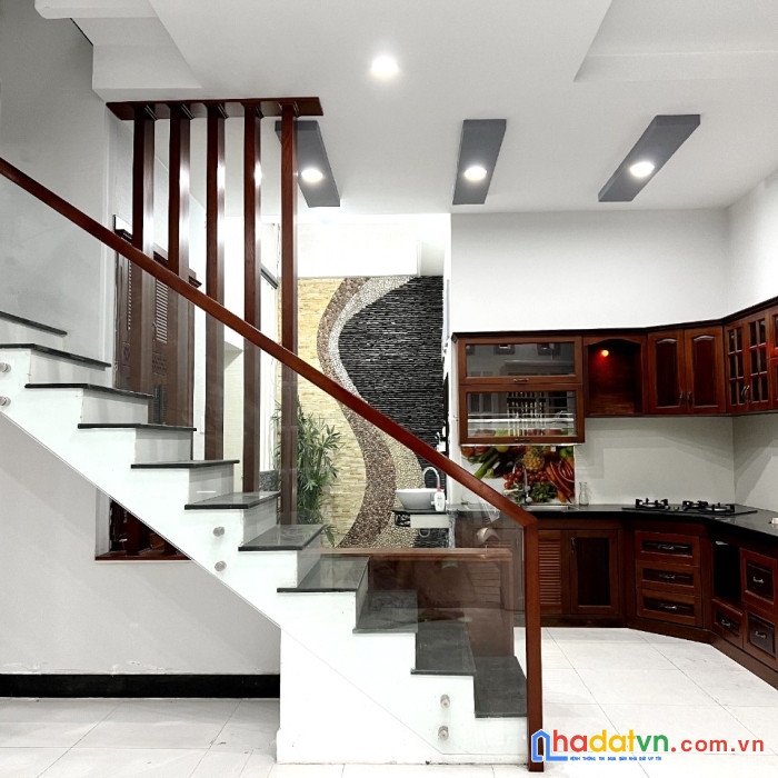 Nhà bán biện thự mini hẻm bông sao phường 5 q8 giá 8.8 tỷ tl