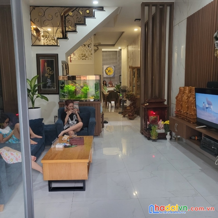 Chính chủ cần bán gấp căn nhà siêu đẹp tại phường 10, tân bình, tphcm