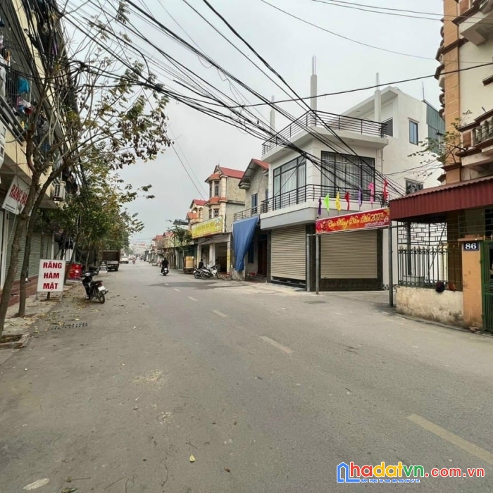 Bán đất hà đông- 60m ô tô vào nhà kinh doanh - sổ vuông đẹp