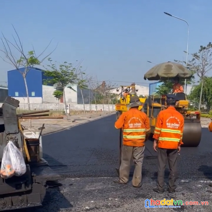 Bán nhà mới gần chợ quang vinh 2 ngay trung tâm khánh bình, gần vòng xoay kim hằng